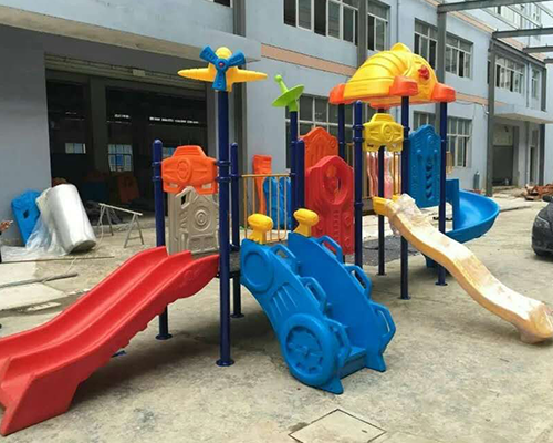 儿童滑梯定制案例